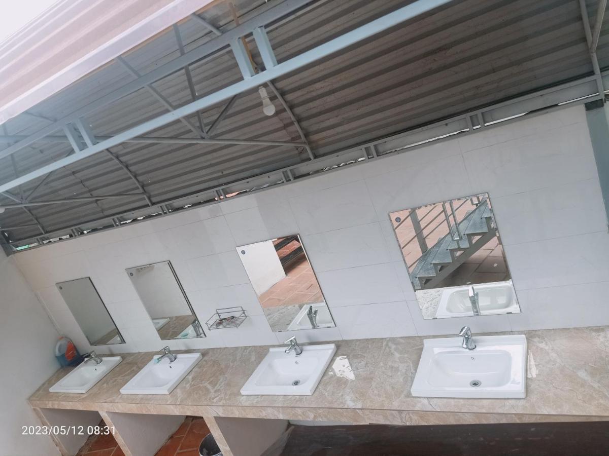Aurora Backpackers Hostel Luang Prabang Buitenkant foto