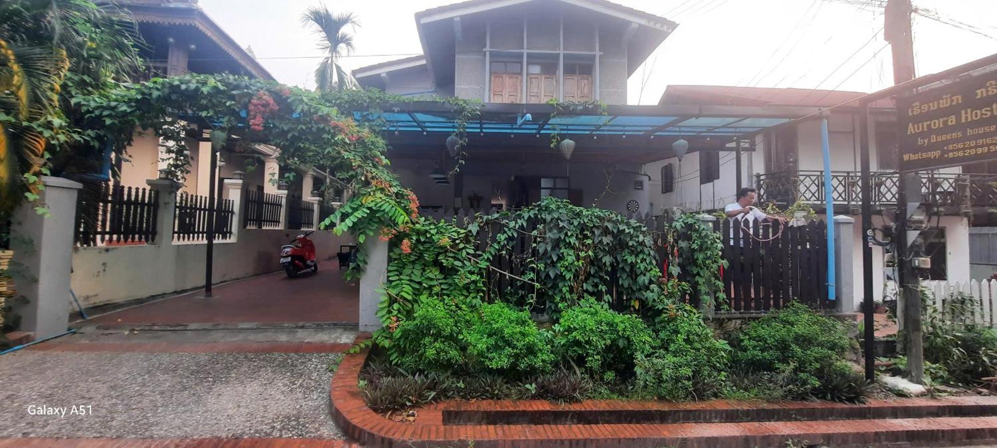 Aurora Backpackers Hostel Luang Prabang Buitenkant foto