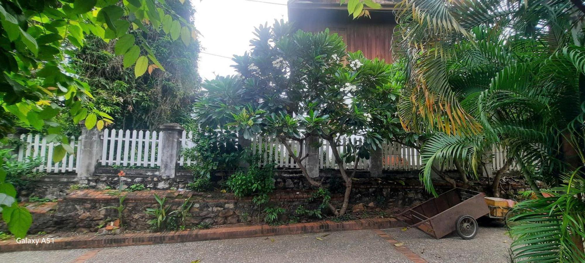 Aurora Backpackers Hostel Luang Prabang Buitenkant foto