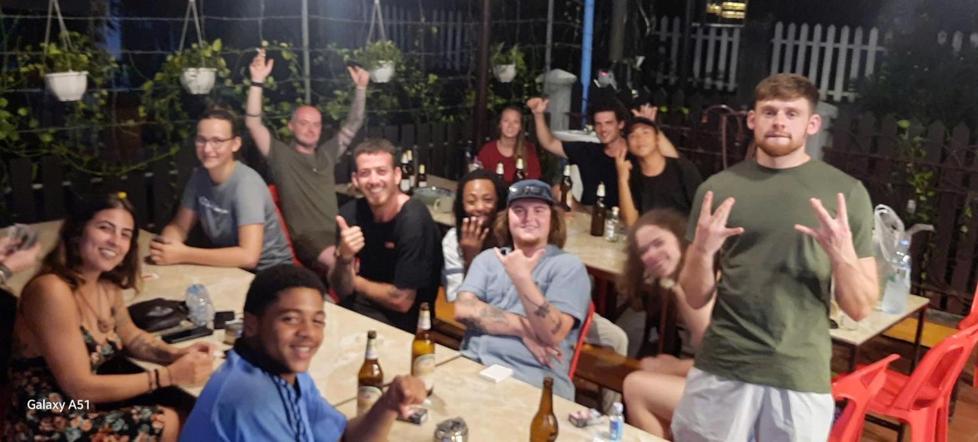 Aurora Backpackers Hostel Luang Prabang Buitenkant foto